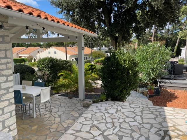 Adorable Petite Maison A 400M De La Mer Villa Saint-Georges-de-Didonne ภายนอก รูปภาพ