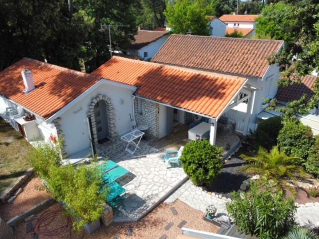 Adorable Petite Maison A 400M De La Mer Villa Saint-Georges-de-Didonne ภายนอก รูปภาพ